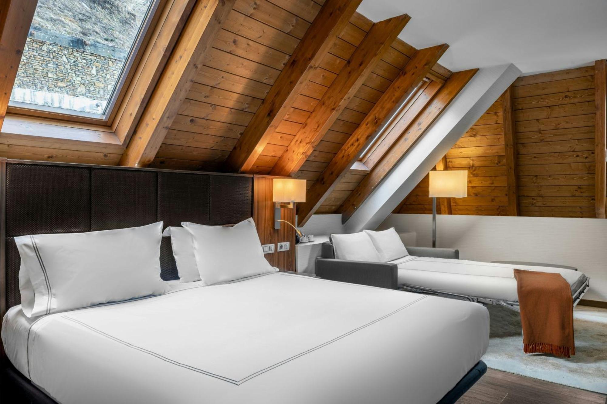 Hotel Ac Baqueira Ski Resort, Autograph Collection Baqueira Beret Εξωτερικό φωτογραφία