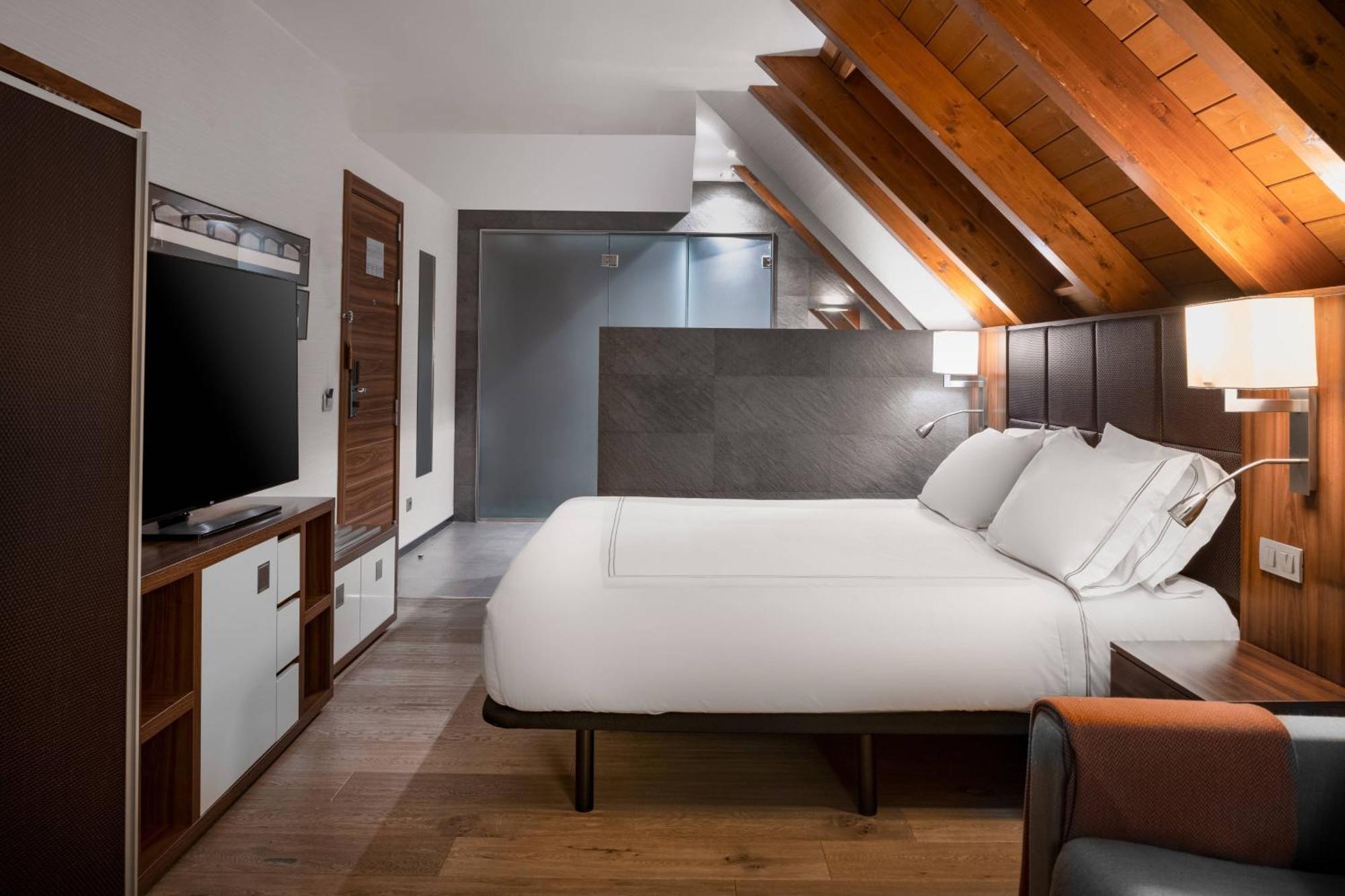 Hotel Ac Baqueira Ski Resort, Autograph Collection Baqueira Beret Εξωτερικό φωτογραφία