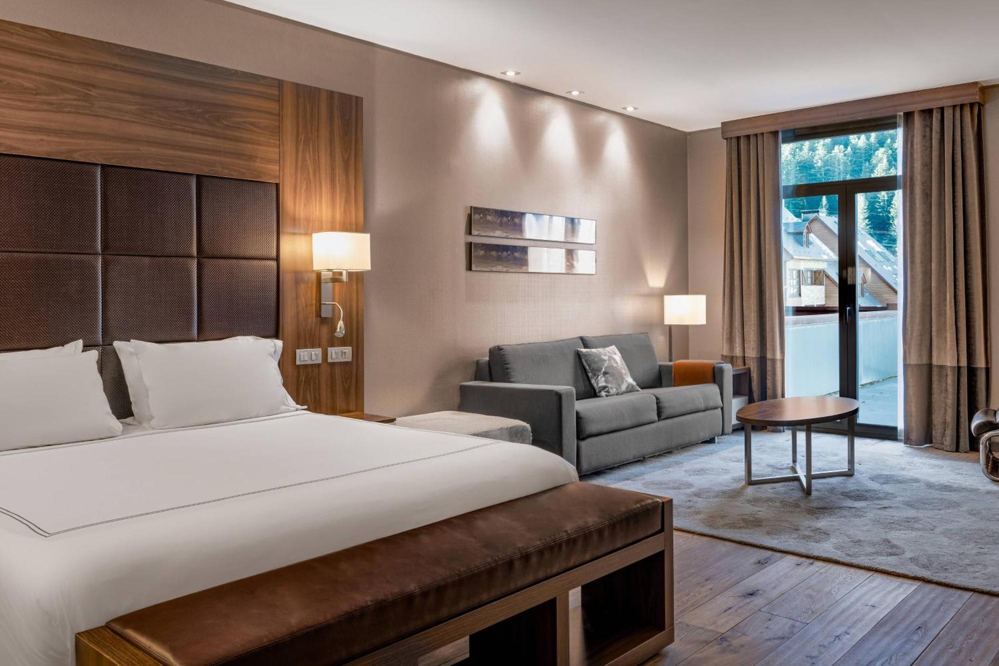 Hotel Ac Baqueira Ski Resort, Autograph Collection Baqueira Beret Εξωτερικό φωτογραφία