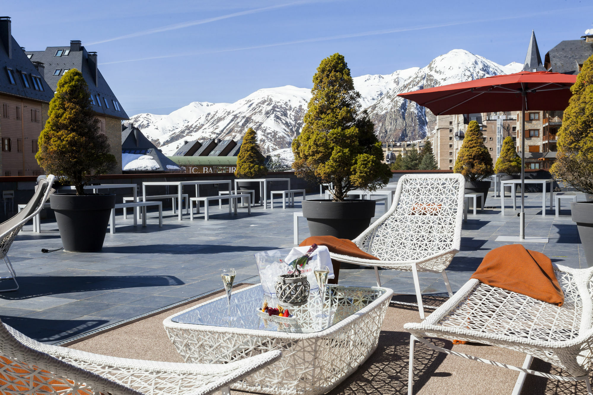 Hotel Ac Baqueira Ski Resort, Autograph Collection Baqueira Beret Εξωτερικό φωτογραφία