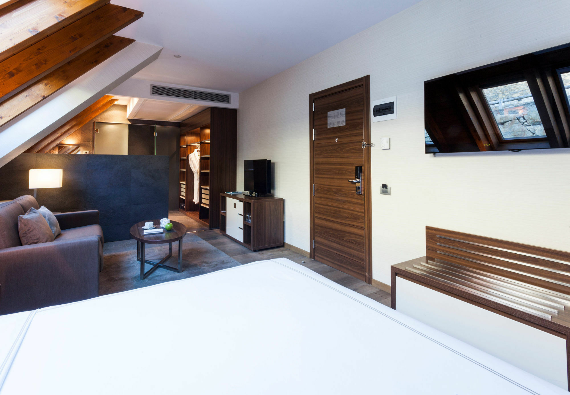 Hotel Ac Baqueira Ski Resort, Autograph Collection Baqueira Beret Εξωτερικό φωτογραφία